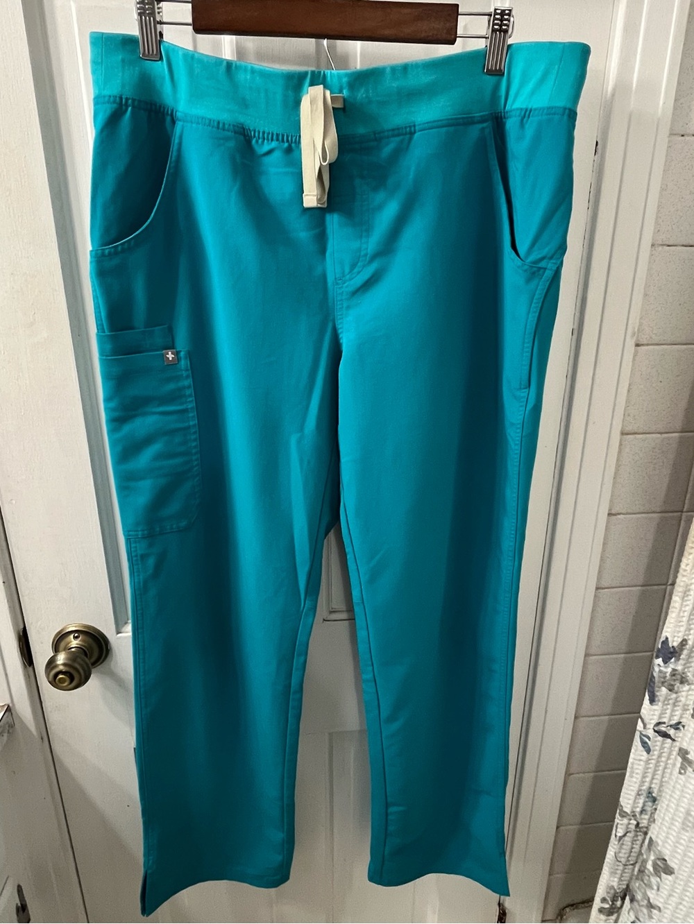 FIGS Kade Cargo Scrub Pants Teal Blue Size Large L PO 1773